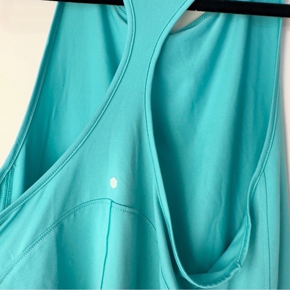 Under Armour Rush tank Retail $50 - Picture 4 of 9